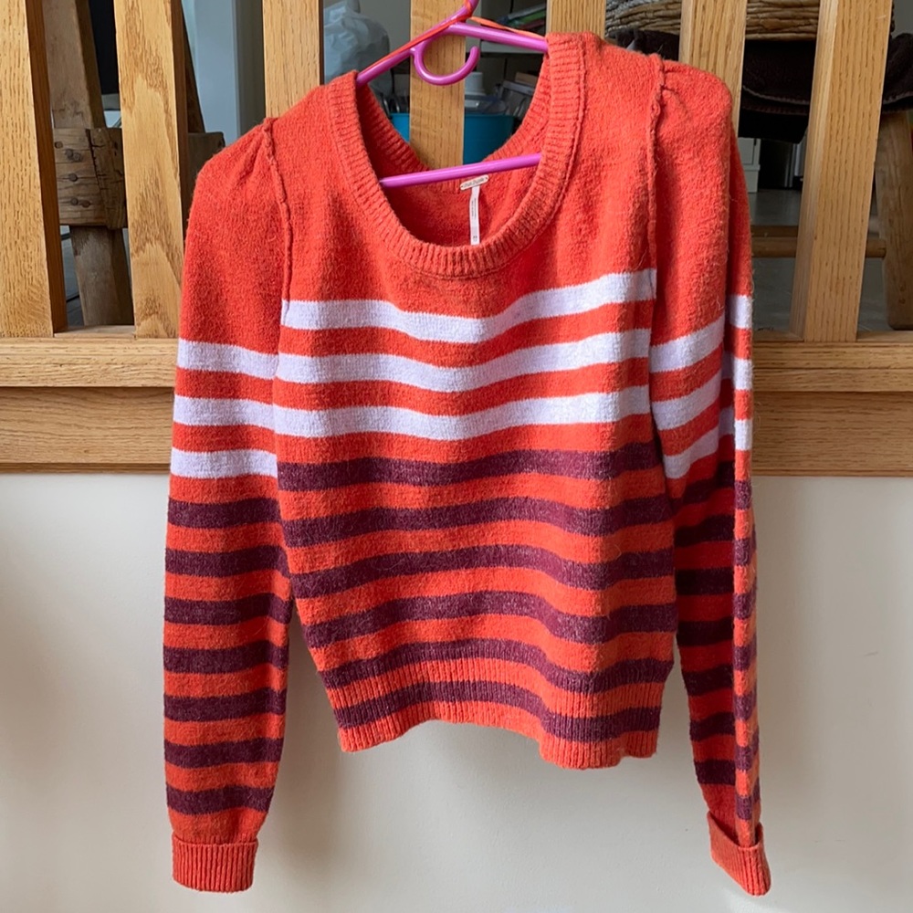 Free People Sz xs sweater orange, white and purple